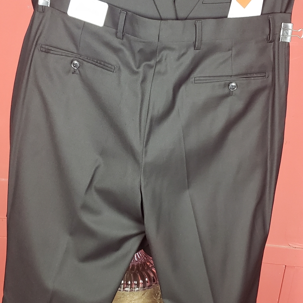 Lineage Performance Suit - Picture 6 of 12
